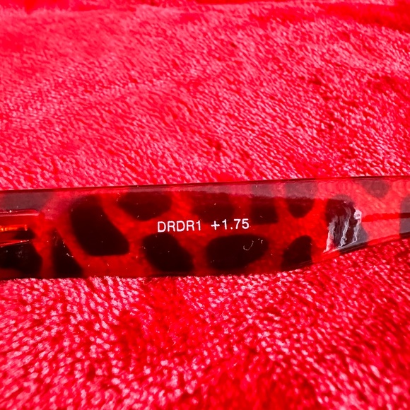 *2* Pairs of Full Lens Reading Glasses +1.75 - Picture 9 of 16